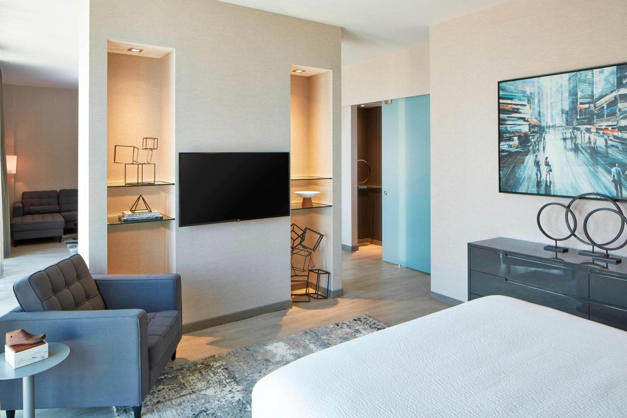 Ac Hotel By Marriott Des Moines East Village Exterior photo